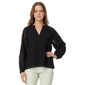 Vince Camuto Black Textured Blouse